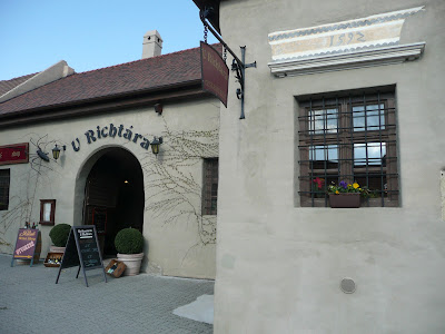 Priečelie vinohr. domu ...